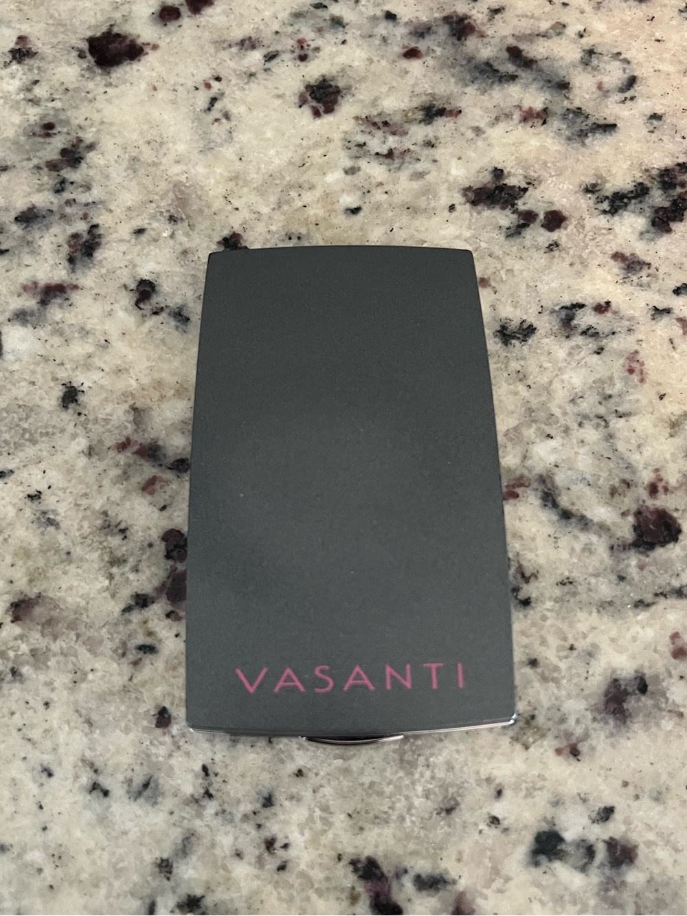 Vasanti Face Base Foundation
